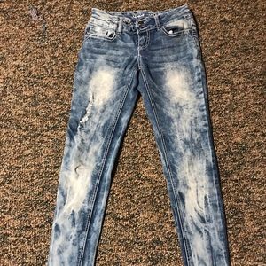 Bleach washed jeans